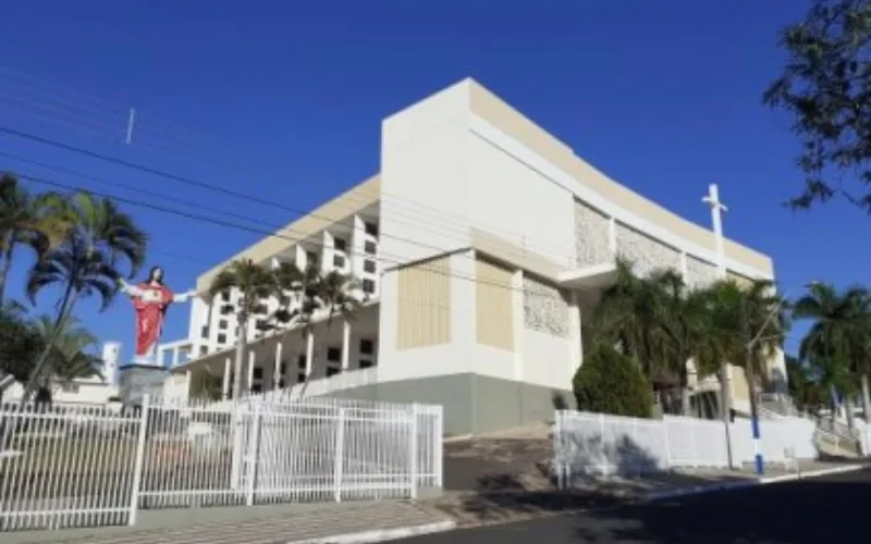 Santuário São José recebe mais de 2 mil coroinhas e acólitos em peregrinação diocesana