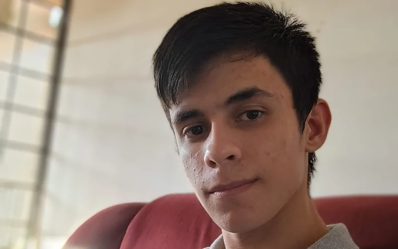 JOVEM DE OSVALDO CRUZ PRECISA DE AJUDA PARA CIRURGIA NOS OLHOS